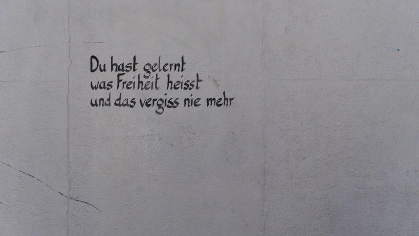 Quote in German about freedom on the Berlin wall